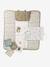 Coffret cadeau naissance 8 pièces : 1 hochet, 1 tapis à langer nomade, 5 lingettes, 1 pochette blanc imprimé+ocre+vert imprimé - vertbaudet enfant 
