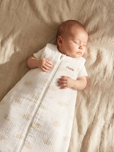 Gigoteuse sans manches ouverture centrale personnalisable DANS LES NUAGES blanc imprimé - vertbaudet enfant 