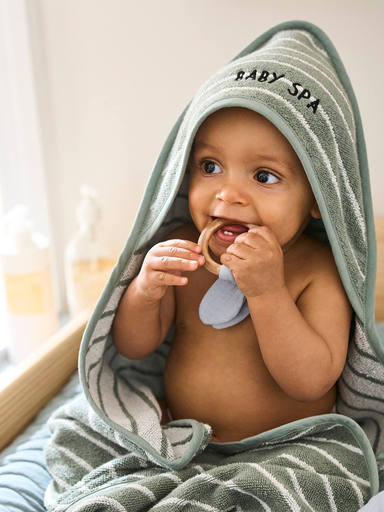 aanpasbaar Baby bad cape 0-2 jaar in palissander katoen gaas borduurwerk Kleding Unisex kinderkleding Pyjamas & Badjassen Jurken 