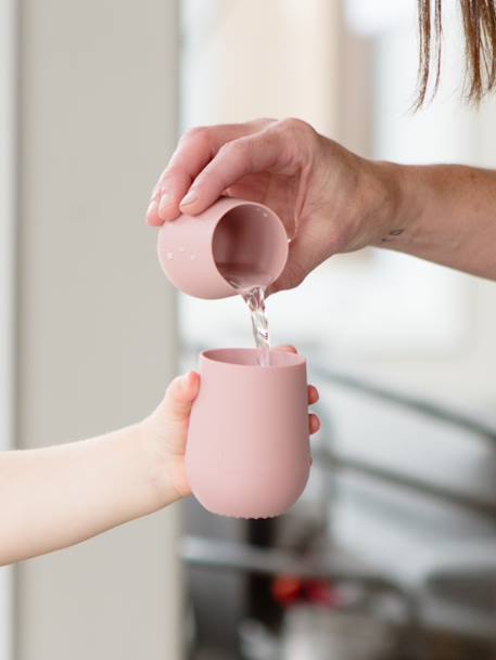 Gobelet d'apprentissage avec paille Mini Cup en silicone rose+vert sauge - vertbaudet enfant 