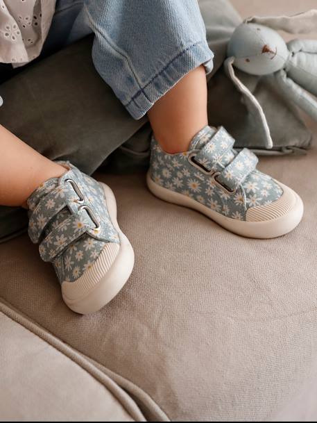Stoffen tennisschoenen met klittenband voor babymeisjes blauwe madeliefjesprint+roze, bedrukt+WIT - vertbaudet enfant 