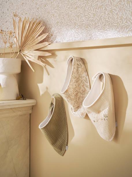 Lot 3 bavoirs bandanas en gaze de coton BLANC+carreaux vert+écru+lot beige+lot renard+lot vert panda+vert sauge - vertbaudet enfant 