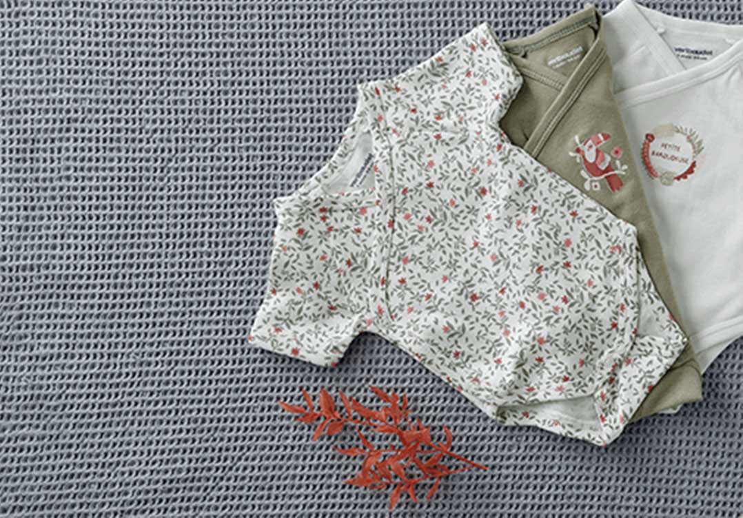 Trouver le bon body bébé : mode d’emploi !